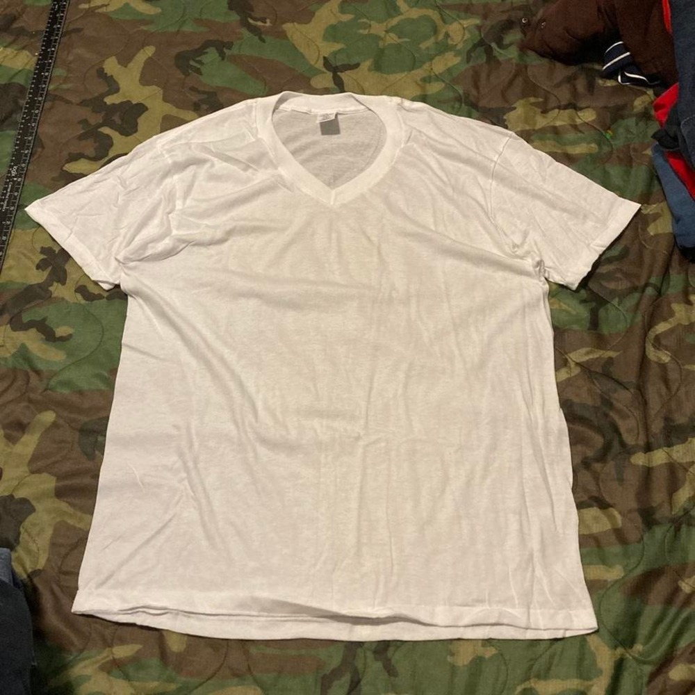 Vintage 80s JC Penney's town craft v neck tee 50/50 mens XLT/23